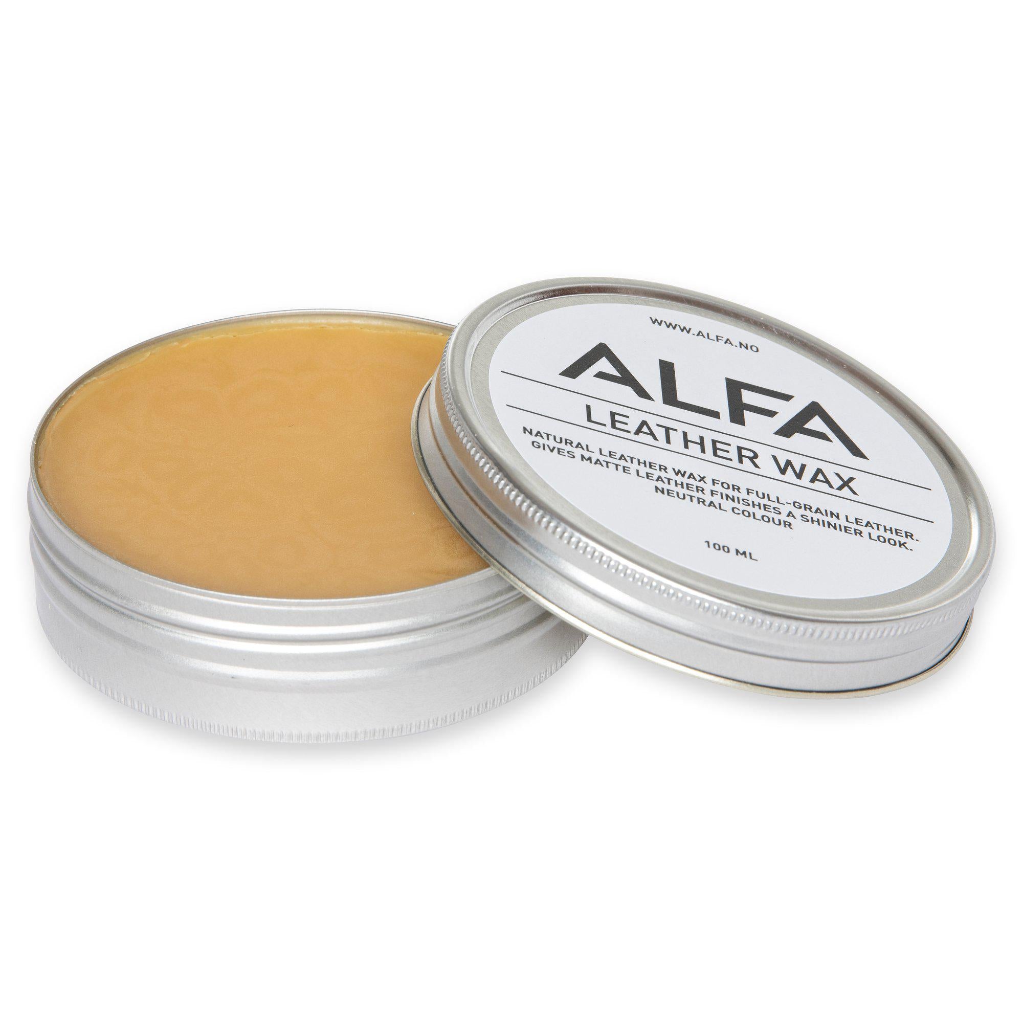 Leather wax to protect shoes and boots